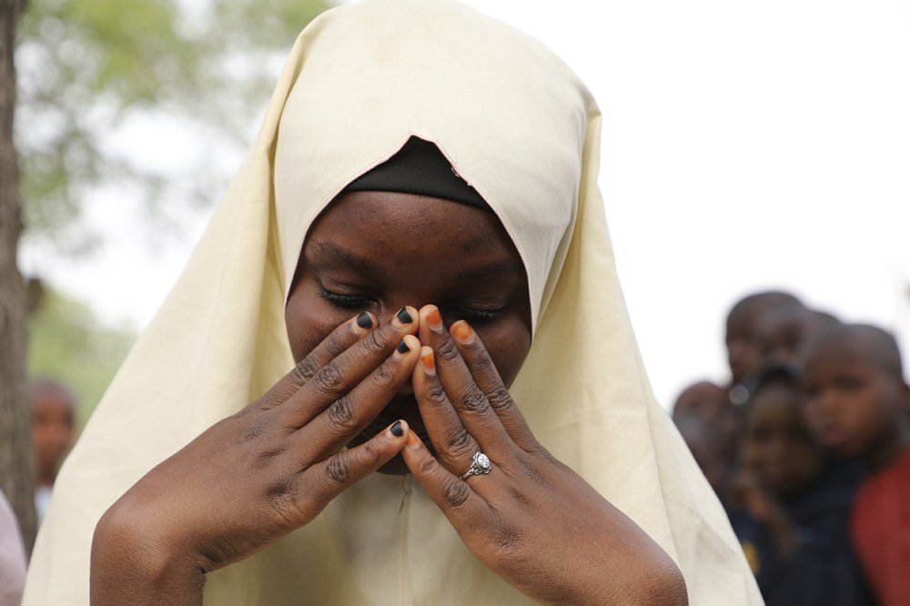 Update: Hundreds of Nigerian schoolgirls taken in mass abduction