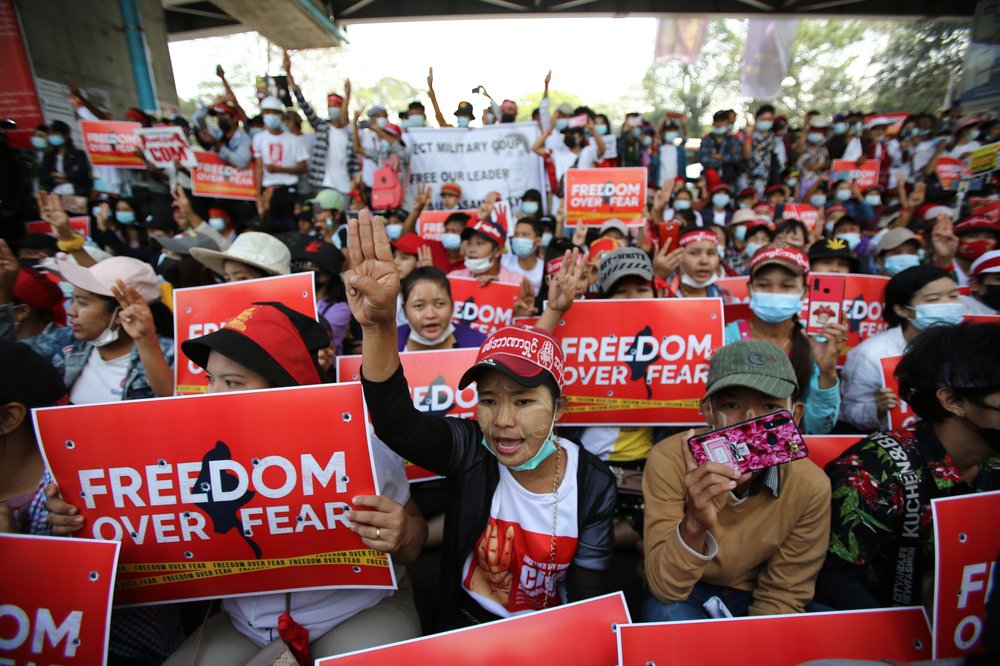 Woman shot last week at Myanmar protest dies