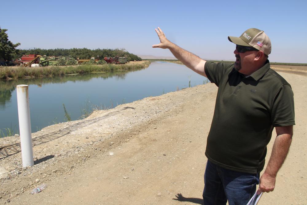 California moves slowly on water projects amid drought