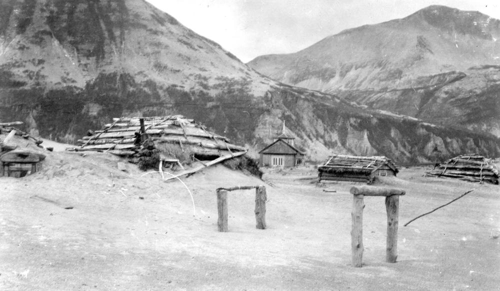 Winds whip up volcanic ash from 1912 eruption in Alaska