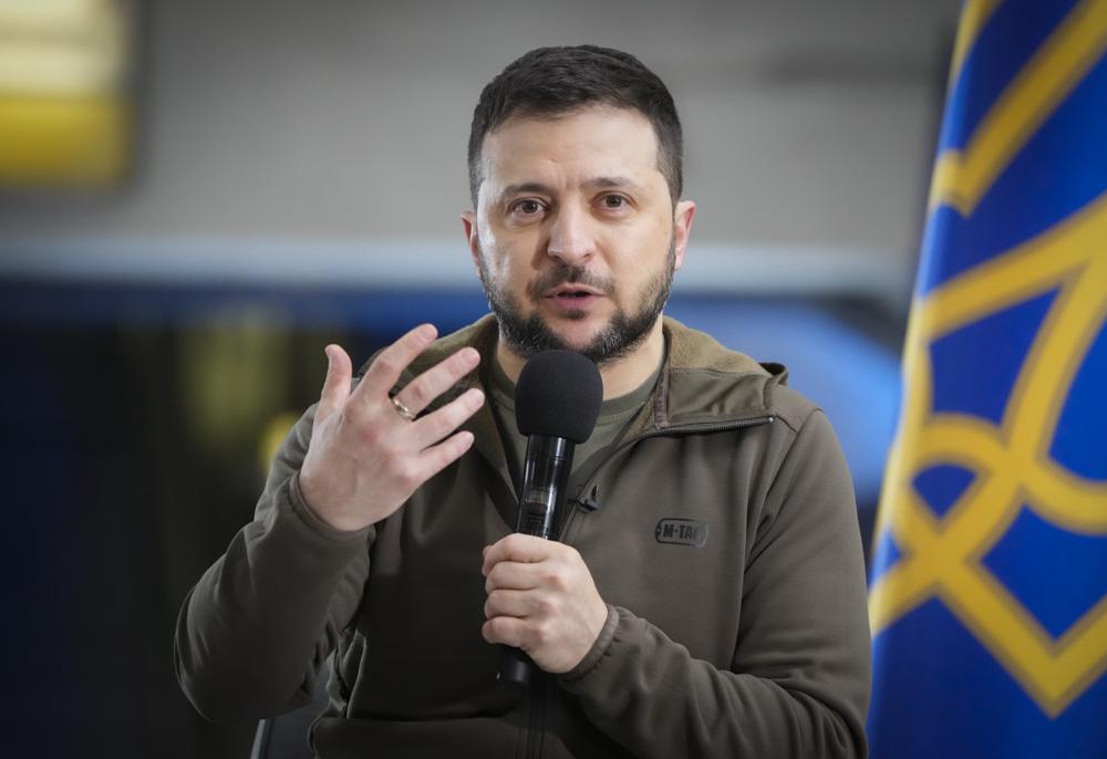 Ukraine battered again; Zelenskyy says US officials to visit