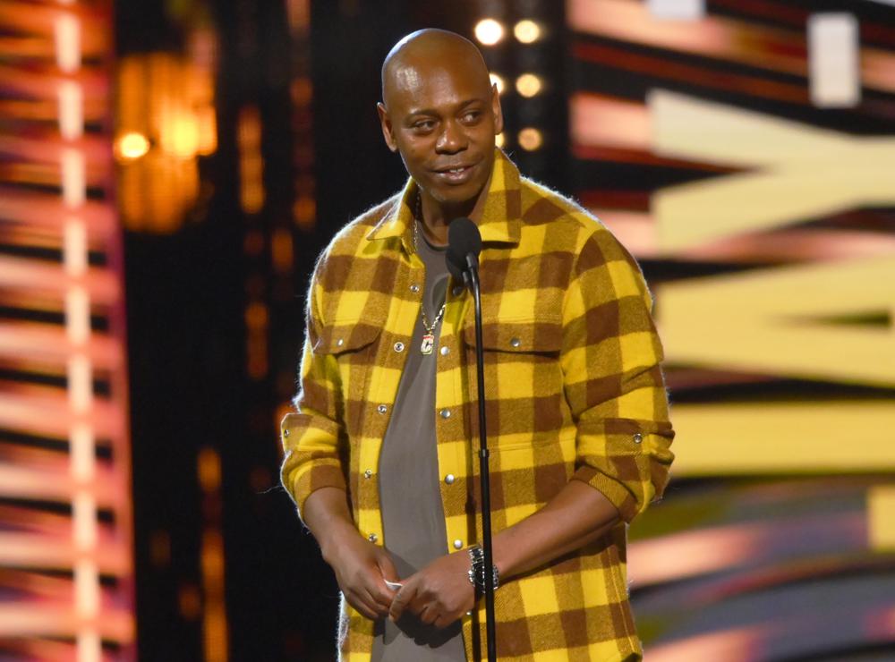 No felony charge for man who tackled Chappelle on stage