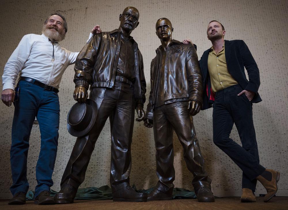 ‘Breaking Bad’ statues shine light on actors, Albuquerque