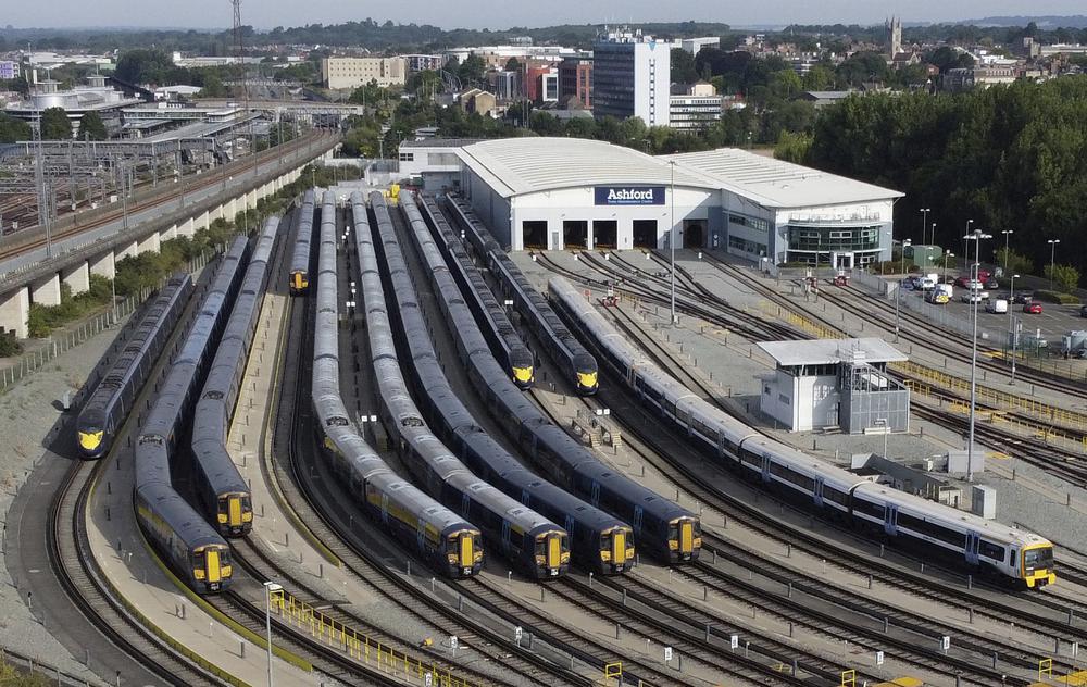 Train drivers’ walkout brings more misery on UK railways