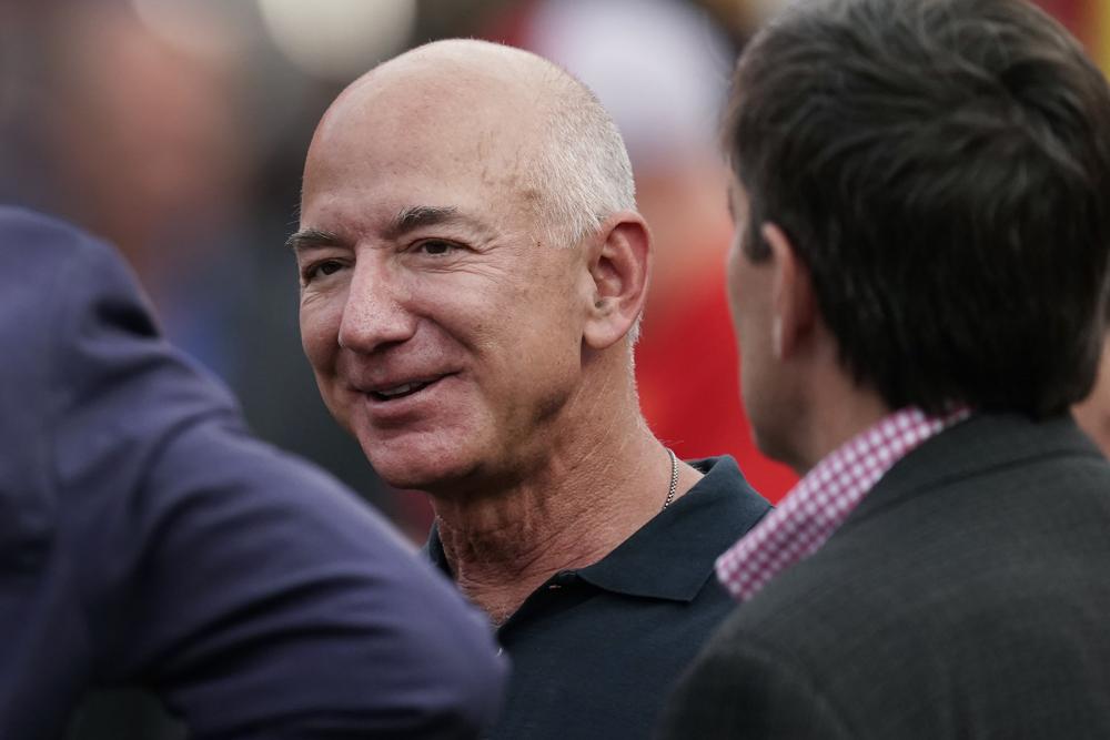 Ex-housekeeper sues Jeff Bezos, claims discrimination