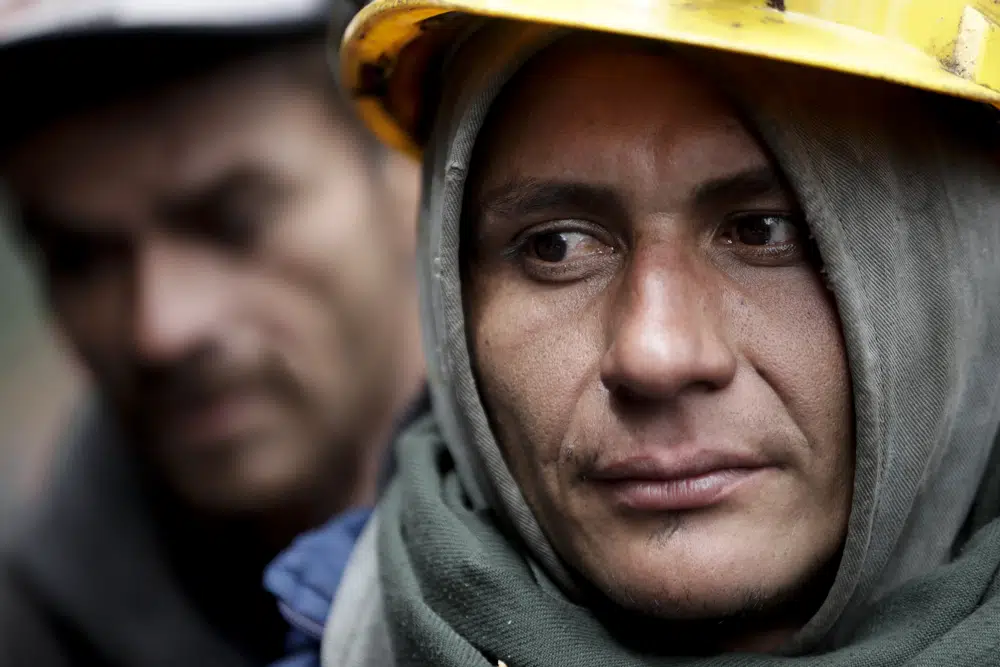 Colombian coal mine blast kills 11