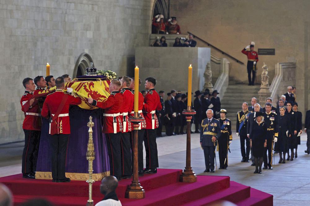 Queen to be buried in Windsor next to husband