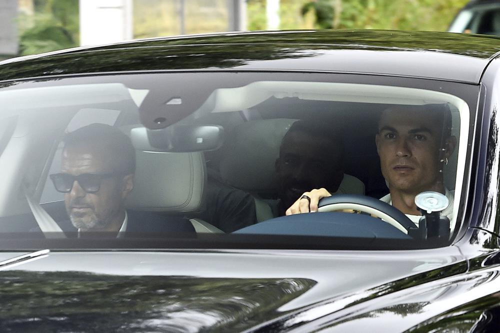 Ronaldo arrives at Man United’s training base