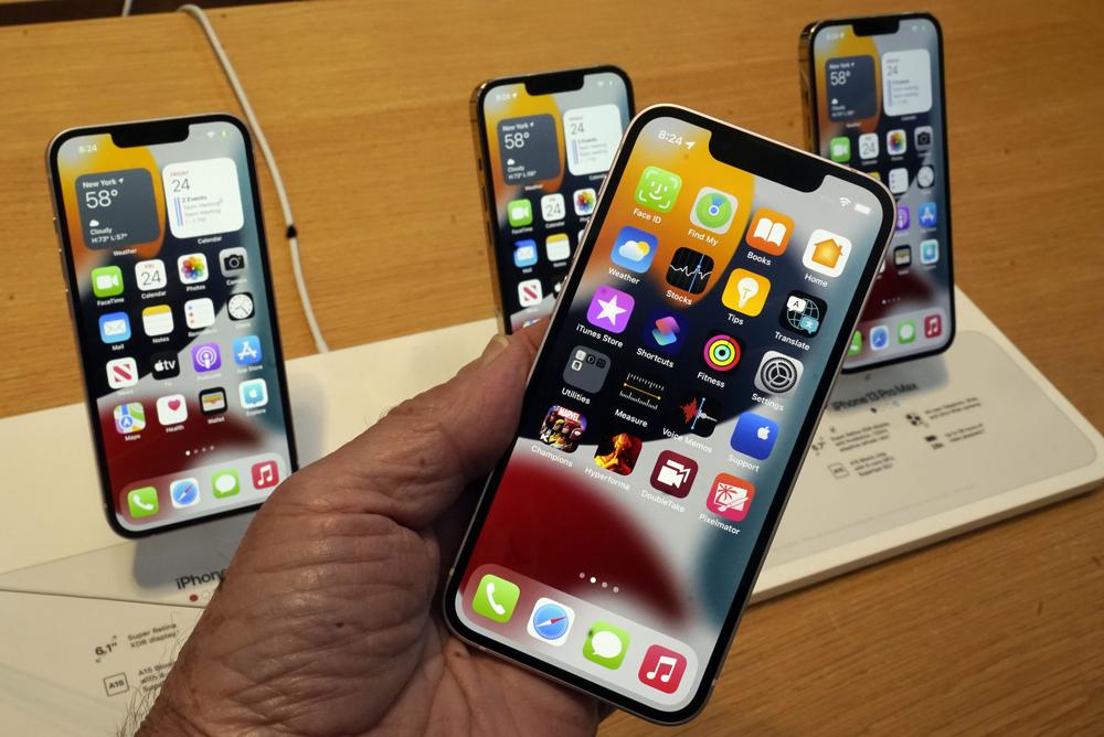 Hackers to seize control of iPhones, Apple products