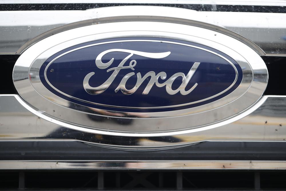 Ford recalls over 634K SUVs due to fuel leaks