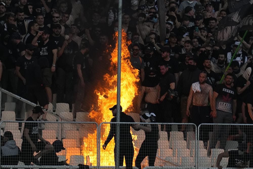 Hooligan issue hangs over Feyenoord-Roma