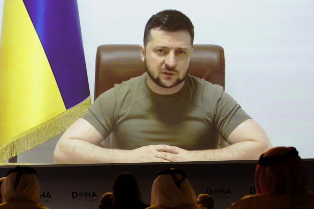 Ukraine president makes surprise appearance at Doha Forum