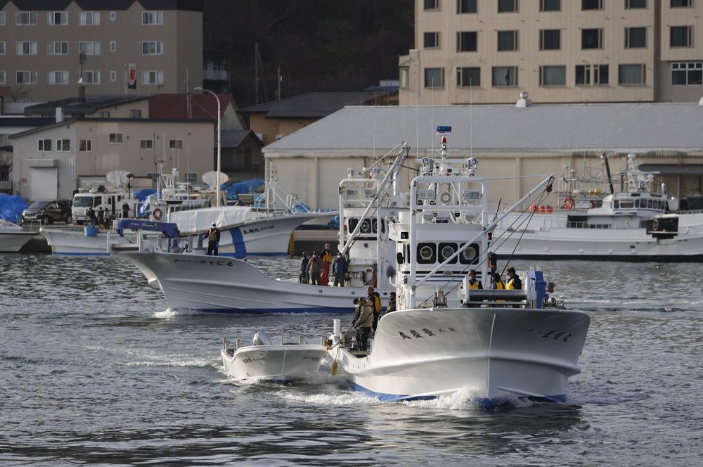 4 people from missing tour boat in Japan found