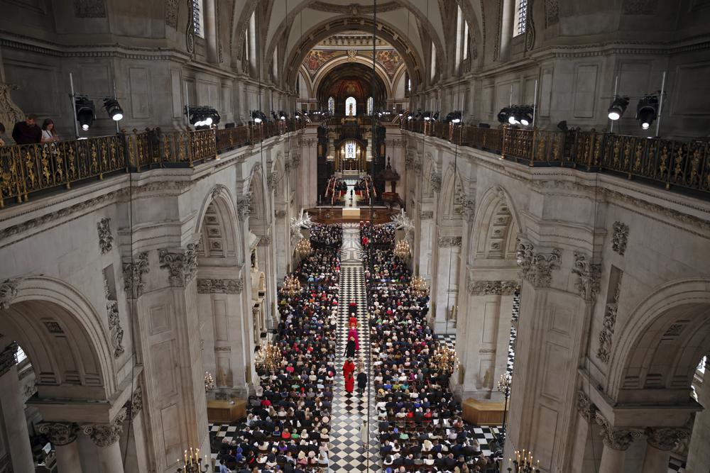 Queen Elizabeth II skips Platinum Jubilee church service