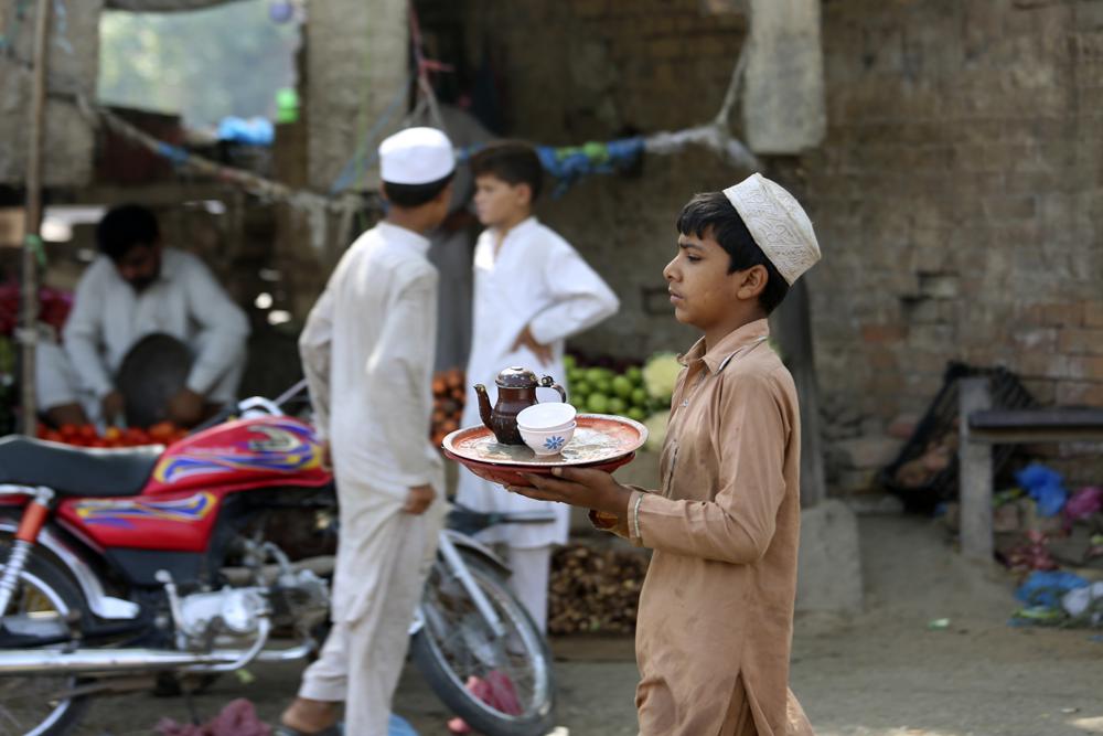 Pakistani govt chided for ‘Drink less tea, save money’ plea