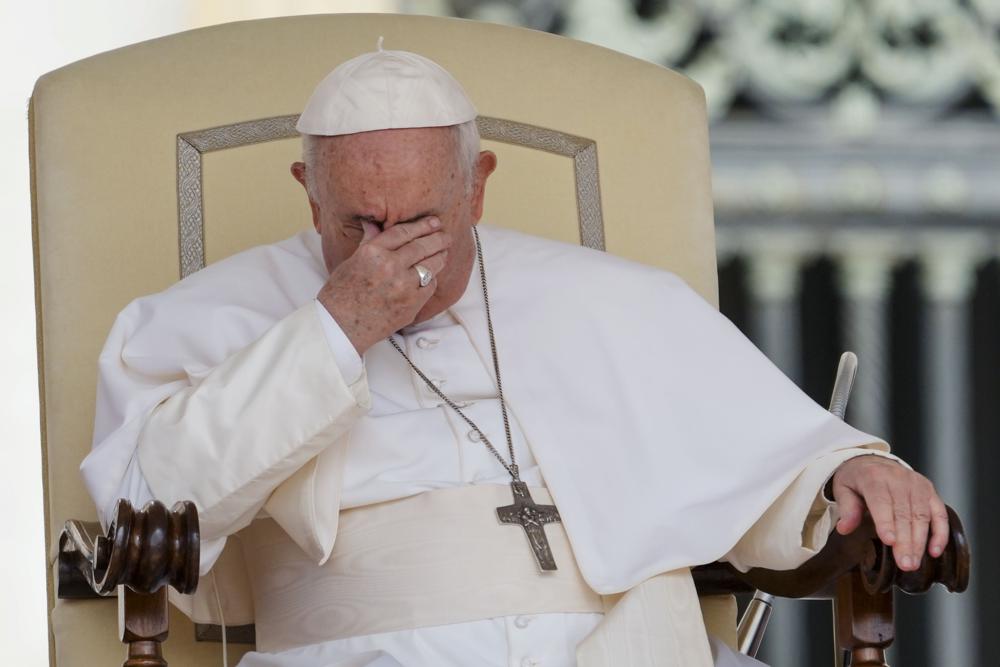 Pope blasts violence in Mexico as he mourns 2 slain Jesuits