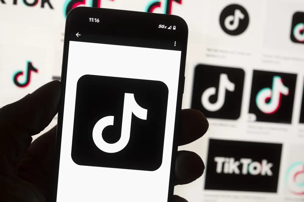 TikTok boosts posts about eating disorders, suicide