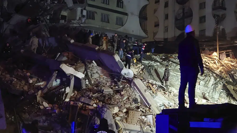 Turkey Earthquake update: 360 Killed, Death toll to rise