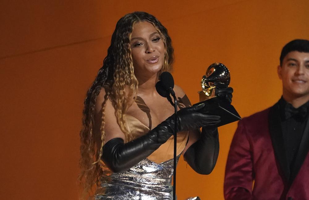 Beyoncé emerges as Grammys queen