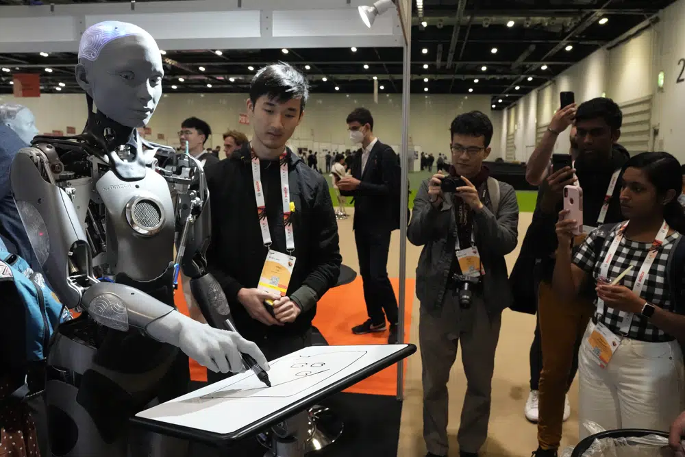 What’s new in robots? An AI-powered humanoid machine that writes poems