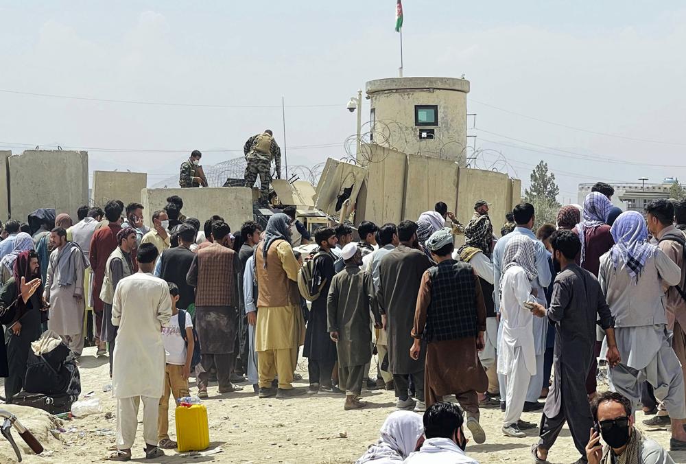 Afghans plead for faster US evacuation from Taliban rule