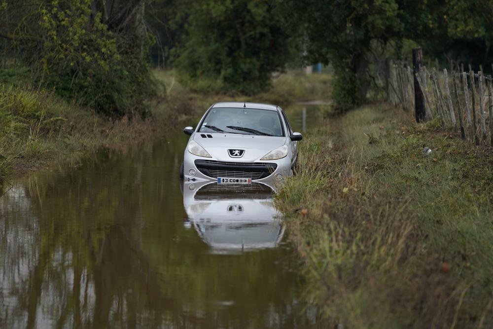 Flash flood submerges southern French villages