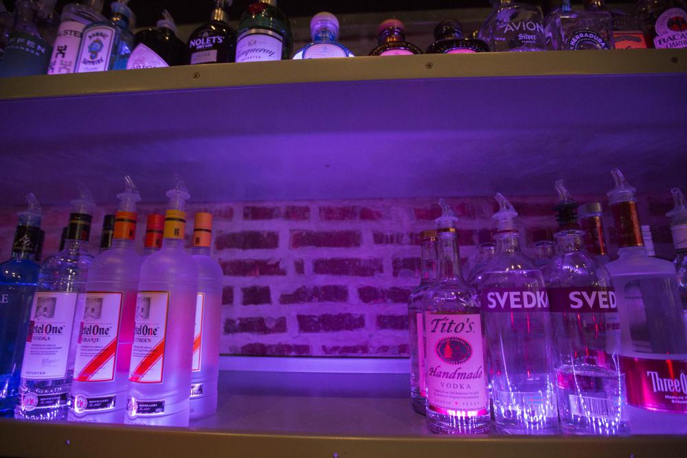 Bars drop Russian vodka, promote Ukraine’s