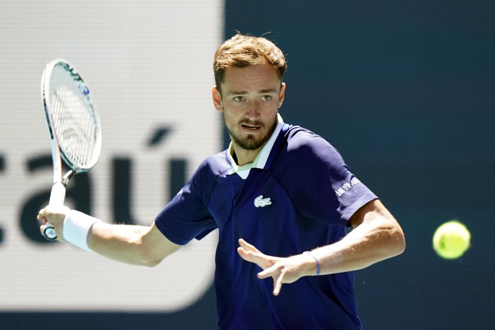 Medvedev tops Murray at Miami Open