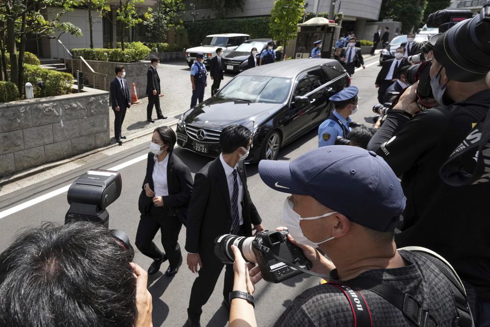 Abe’s body arrives in Tokyo as country mourns ex-PM’s death