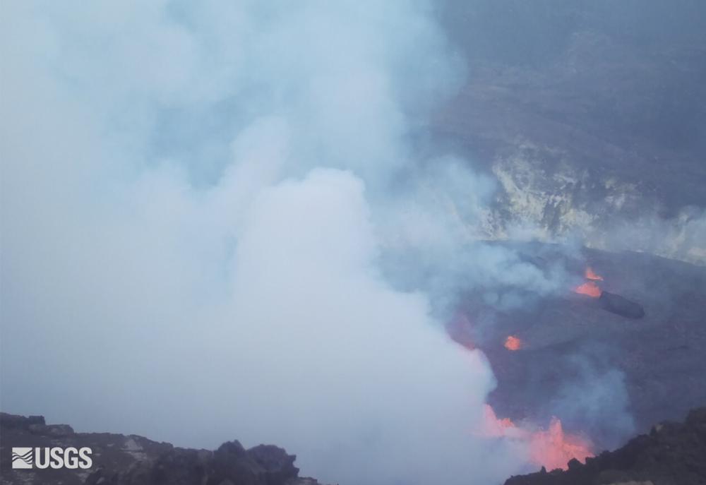 Volcano erupts near Tonga, islanders rush to escape wave