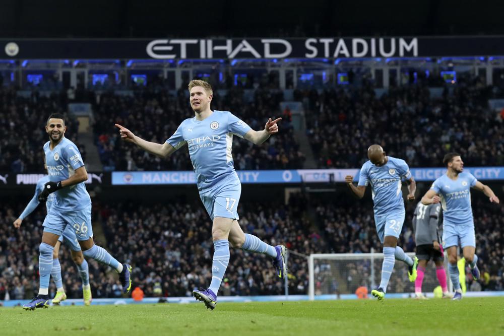 Glut of goals, as Man City still controls EPL