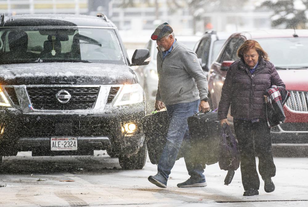 Storm may hinder strong holiday travel demand