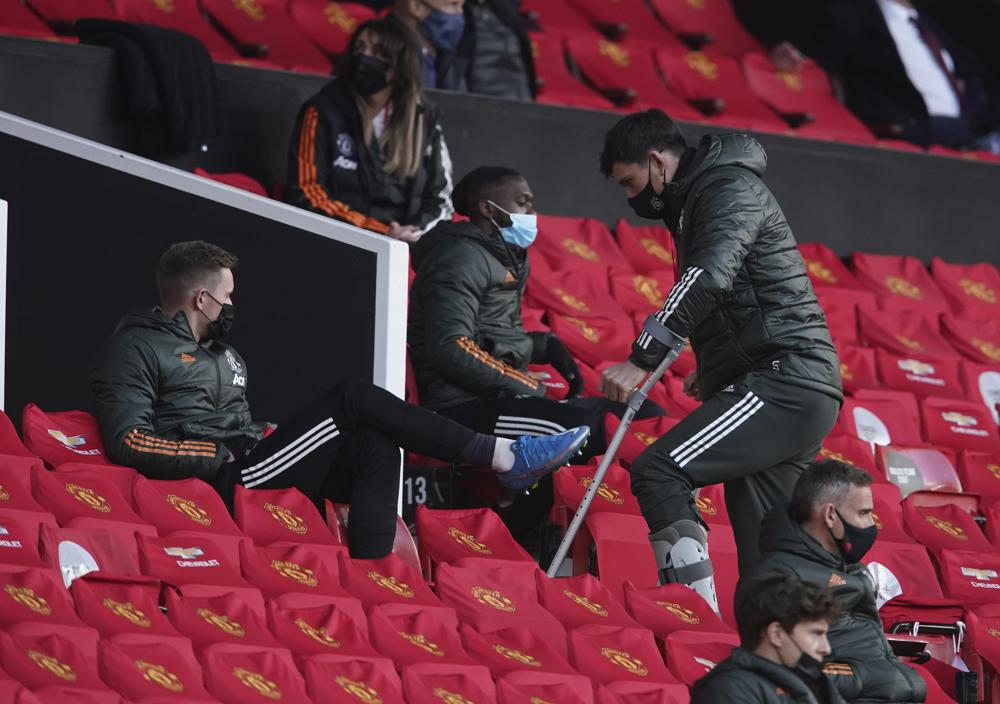 United captain Maguire set to miss Europa League final