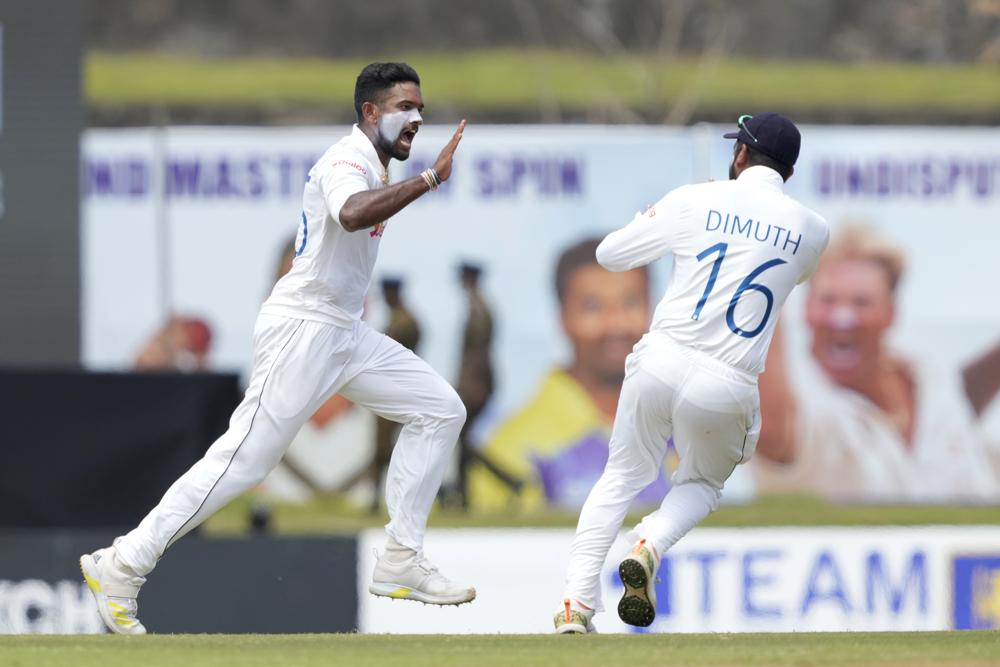 Sri Lanka fights back in 2nd test against Australia