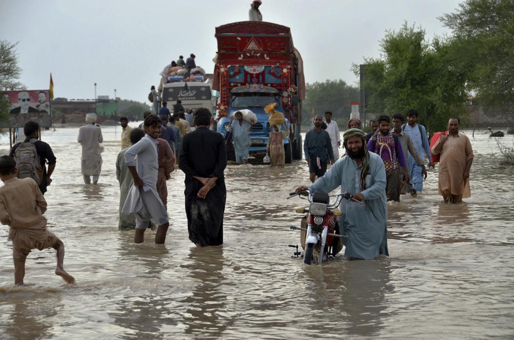 Warming, other factors worsened Pakistan floods