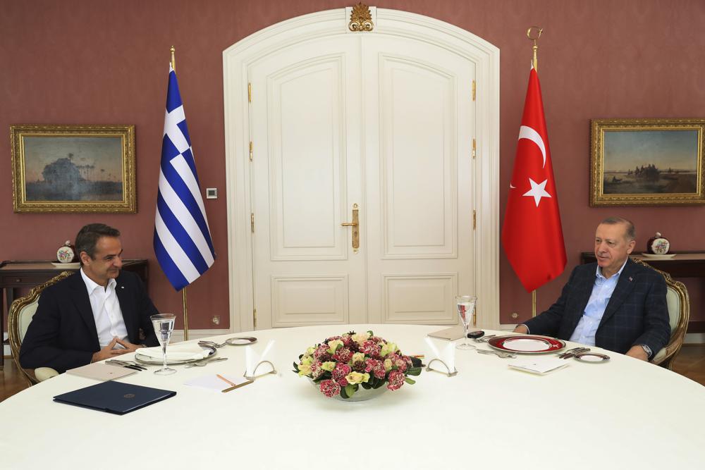 Greek prime minister COVID-positive day after Istanbul visit