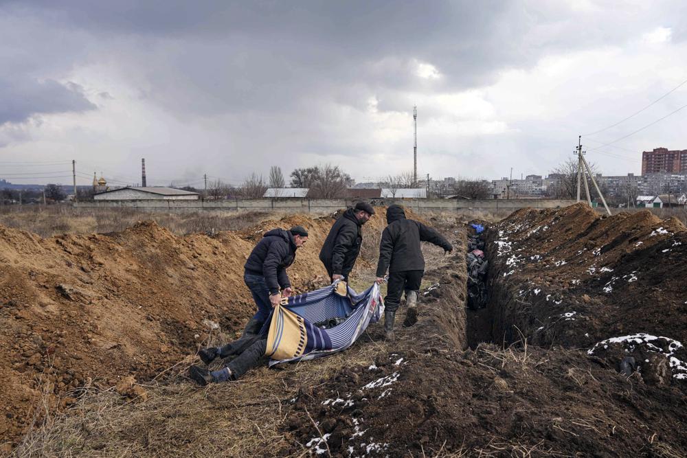 Ukraine’s Maripol descends into despair