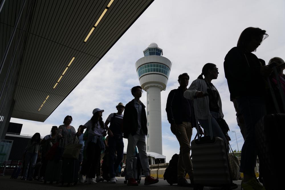 European travel runs into pandemic cutbacks