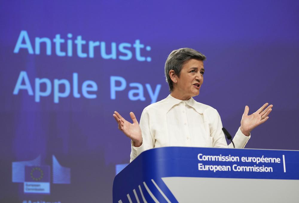 European Union moves forward in antitrust case against Apple