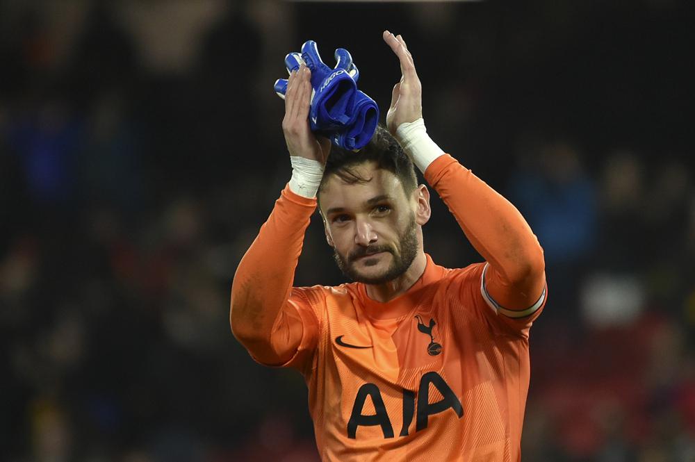 Lloris signs new deal at Tottenham until 2024