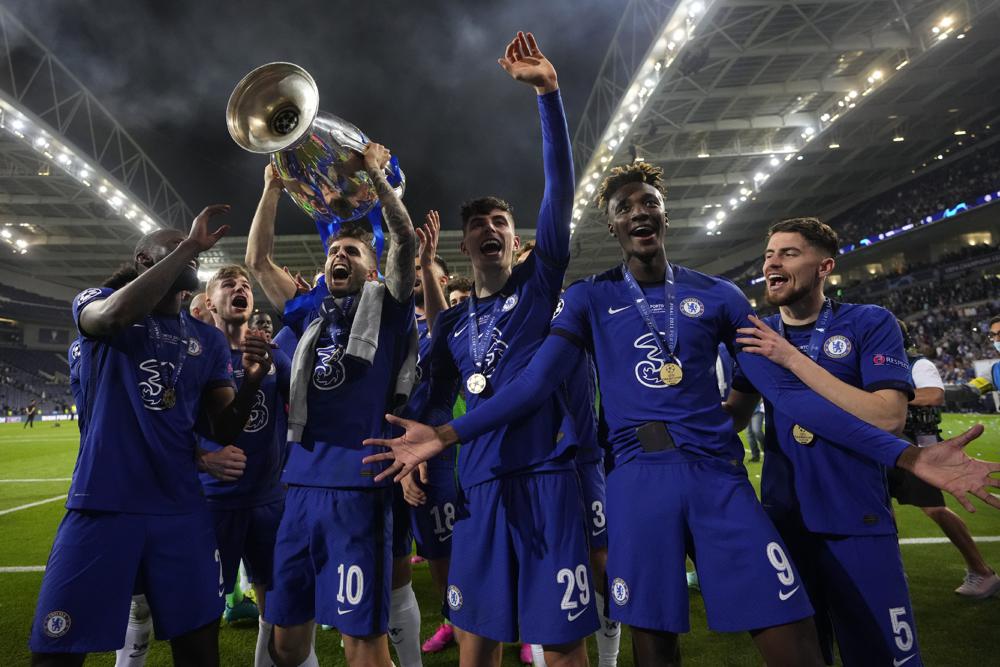 Chelsea beat City to win Champions League