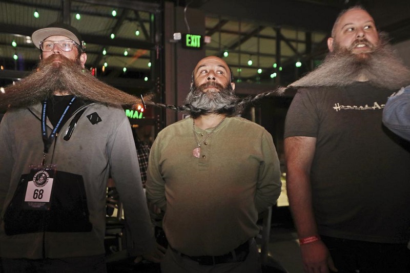 New world record for longest beard chain claimed