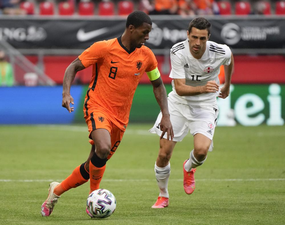 Georginio Wijnaldum joins PSG on a free transfer