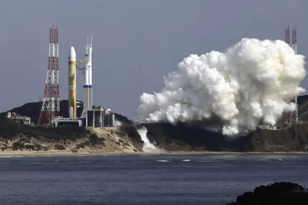 Japan aborts launch of new rocket