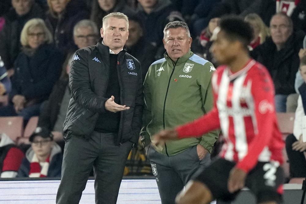 Aston Villa sack manager Dean Smith after 5-game losing run