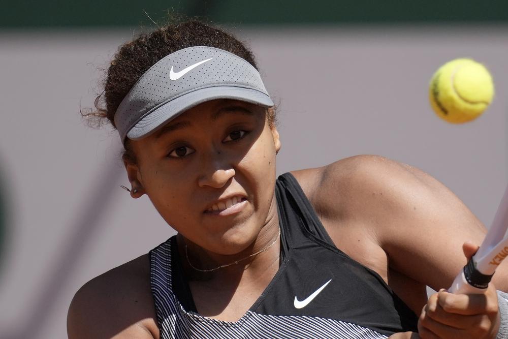 Tennis stars, others lend support to Naomi Osaka