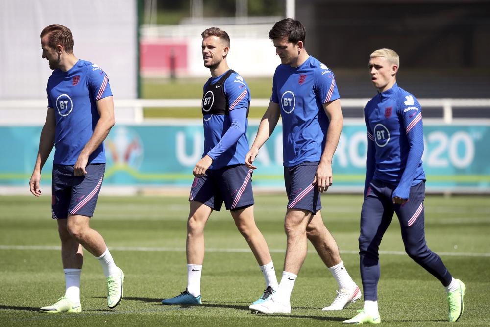 England team says all players negative for virus