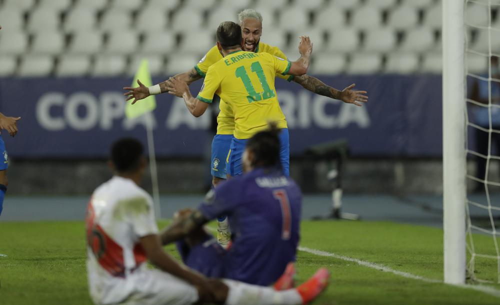 Brazil beat Peru 4-0 to move into 1st in Copa America group