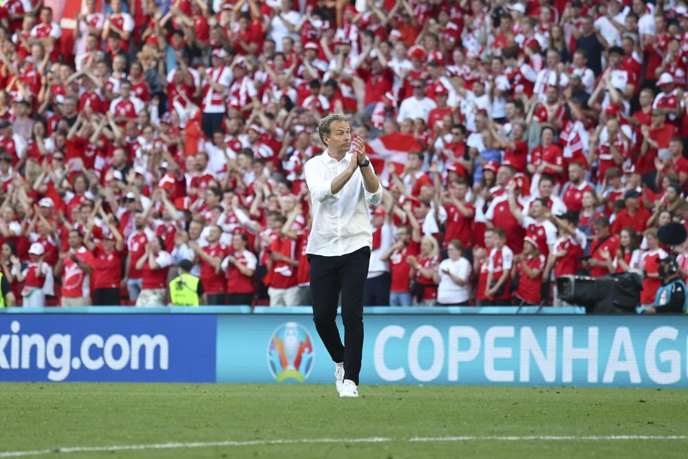 Denmark looks to seize chance against Russia at Euro 2020