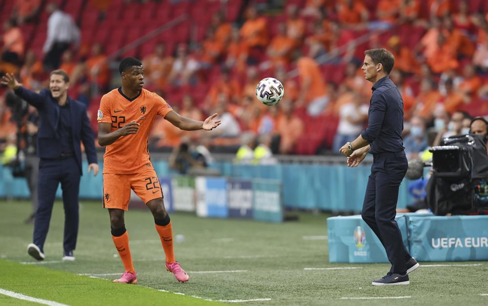 Rest or rhythm: Netherlands coach ponders Euro 2020 options